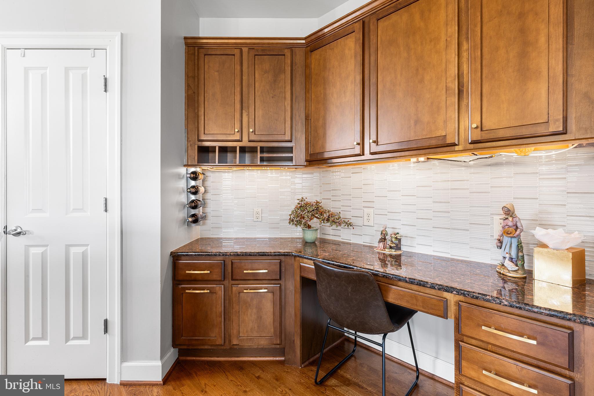 TERRAZZA NEWTOWN SQR - Residential