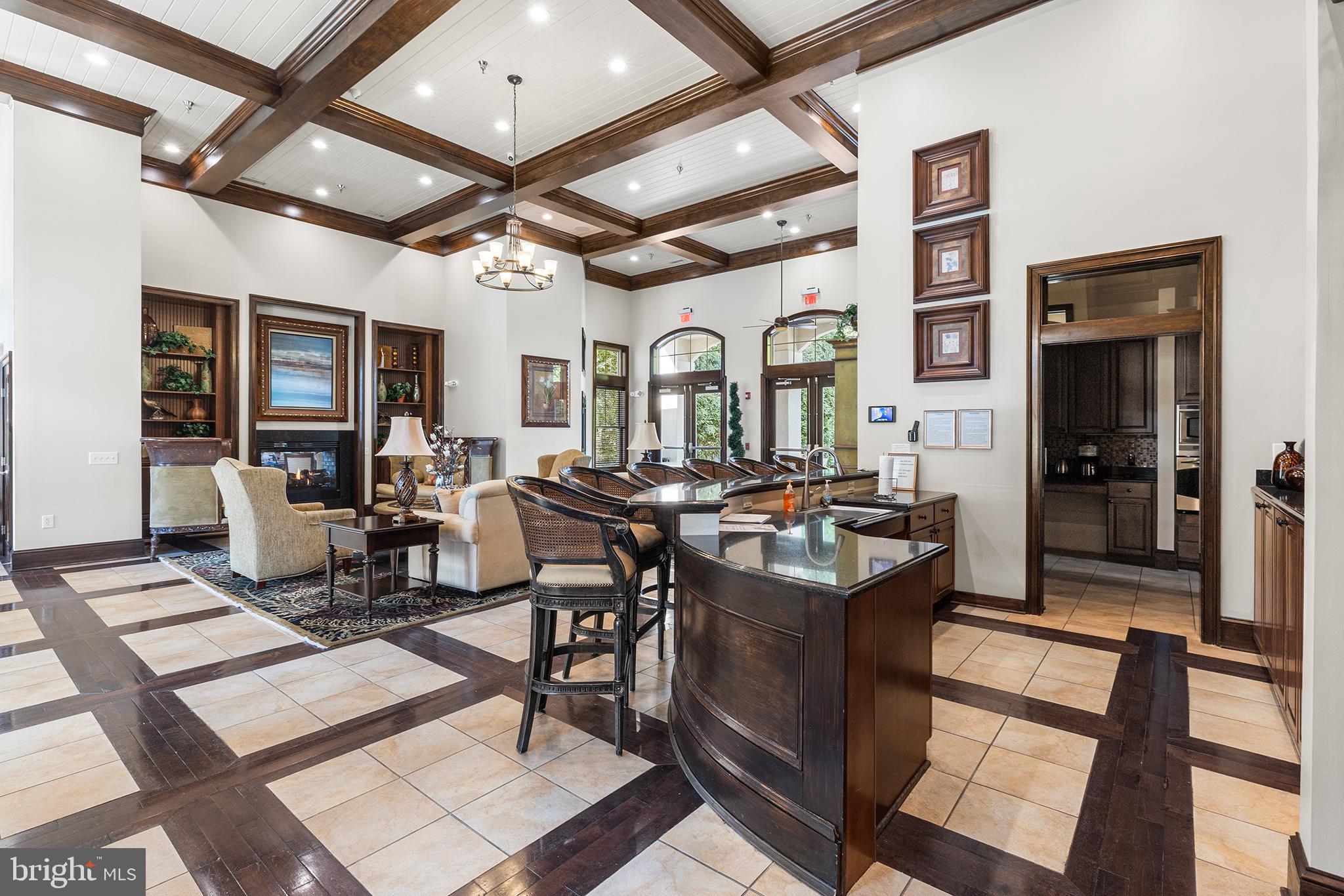 TERRAZZA NEWTOWN SQR - Residential