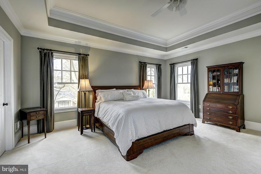 COUNTRY CLUB HILLS - Residential