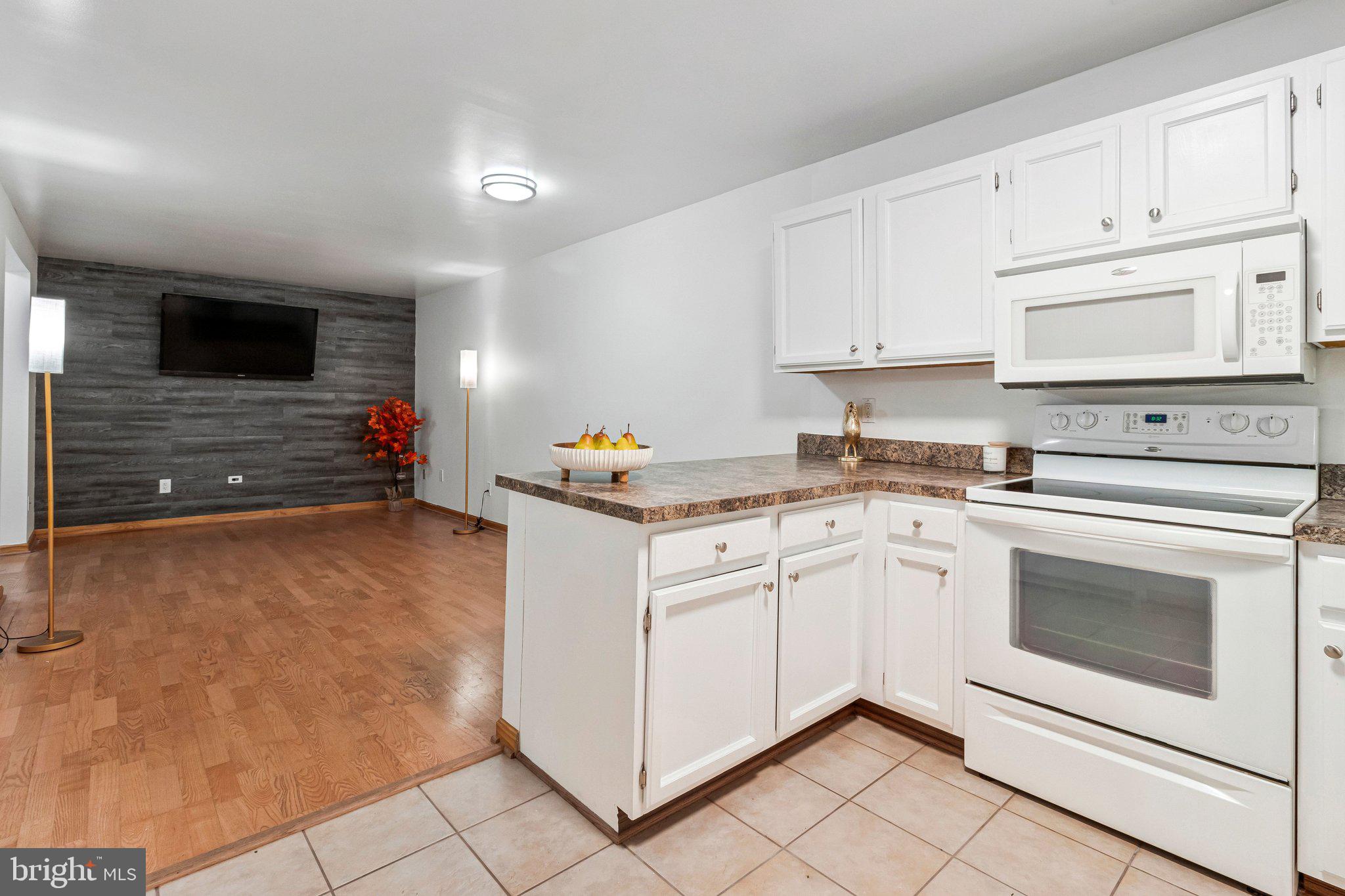 5700 BREWER HOUSE CIRCLE T1