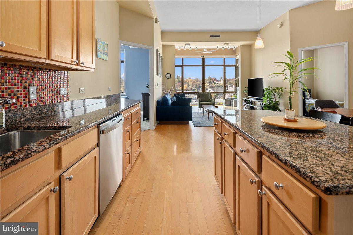 2720 S ARLINGTON MILL DRIVE 1107