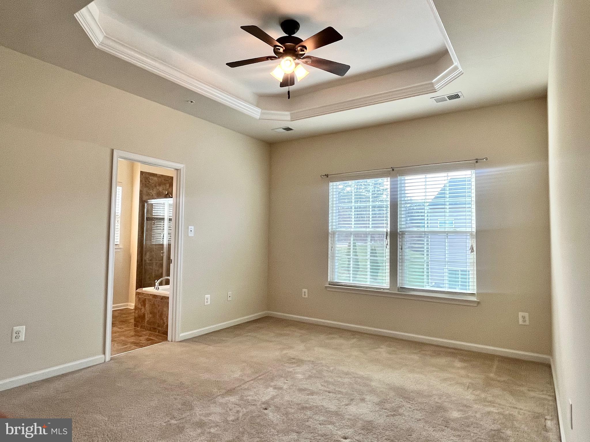 DORCHESTER WOODS - Residential Lease