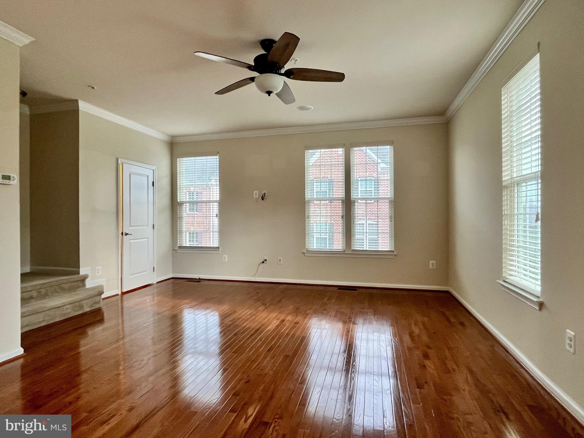 DORCHESTER WOODS - Residential Lease