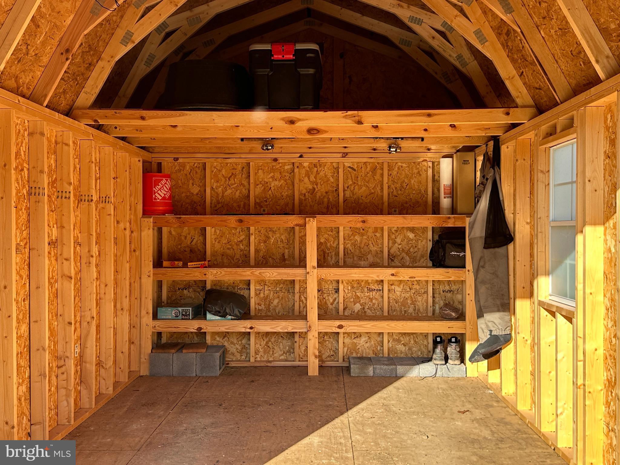 SHADOW KNOLLS - Residential