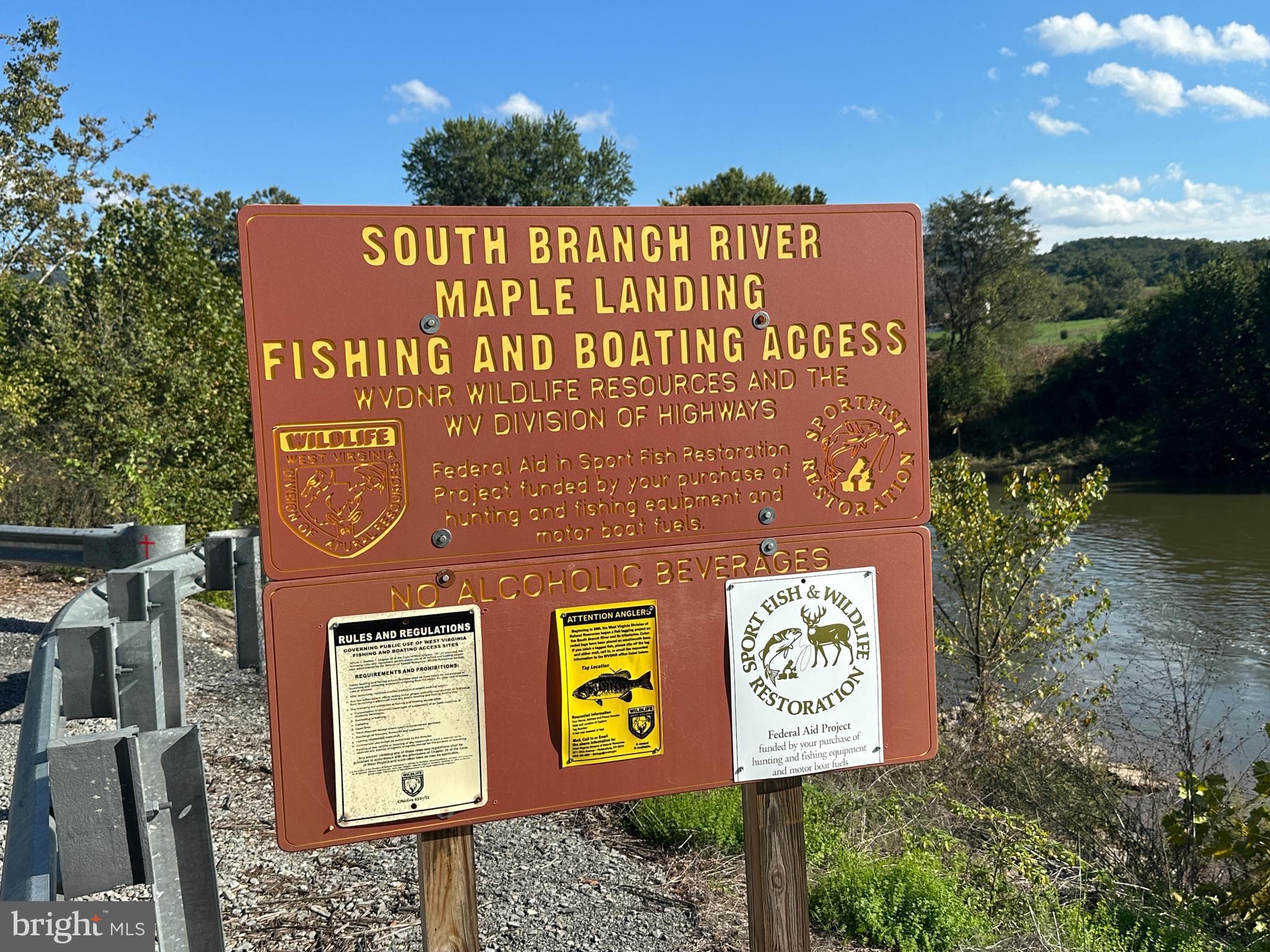 SHADOW KNOLLS - Residential