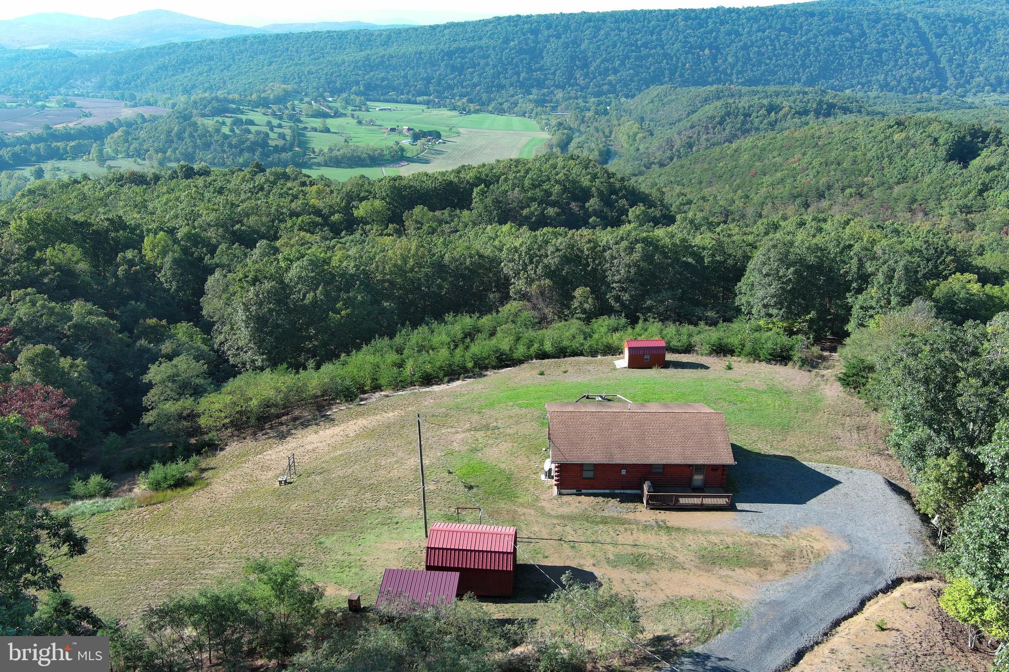 SHADOW KNOLLS - Residential