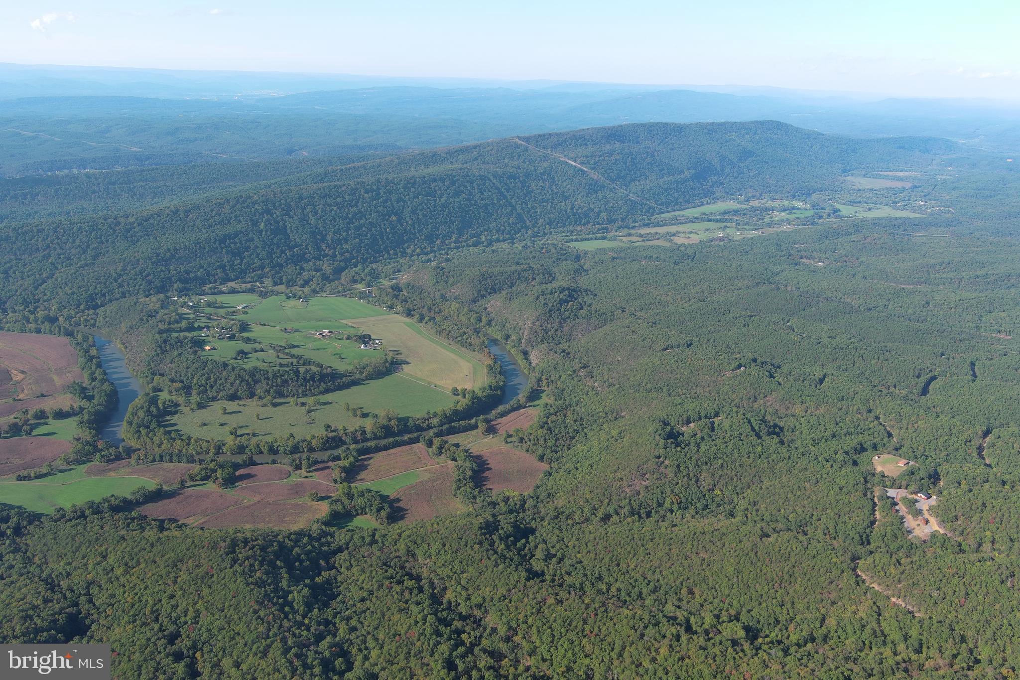 SHADOW KNOLLS - Residential