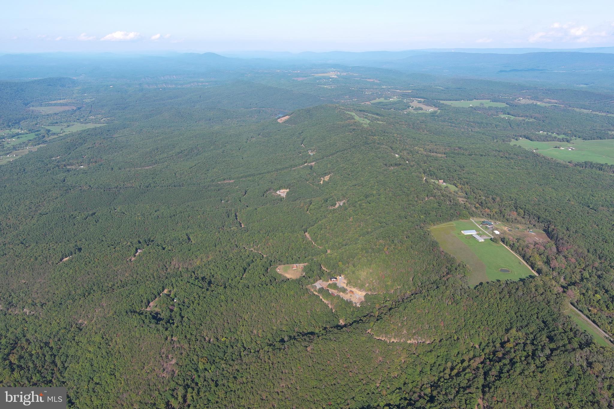 SHADOW KNOLLS - Residential