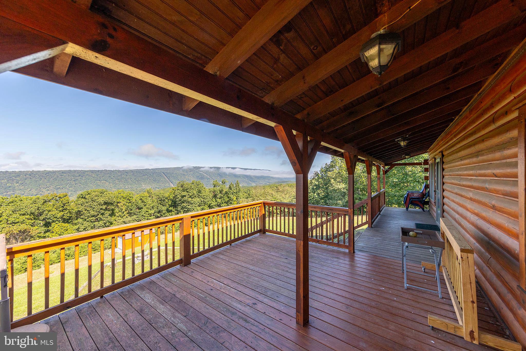 SHADOW KNOLLS - Residential