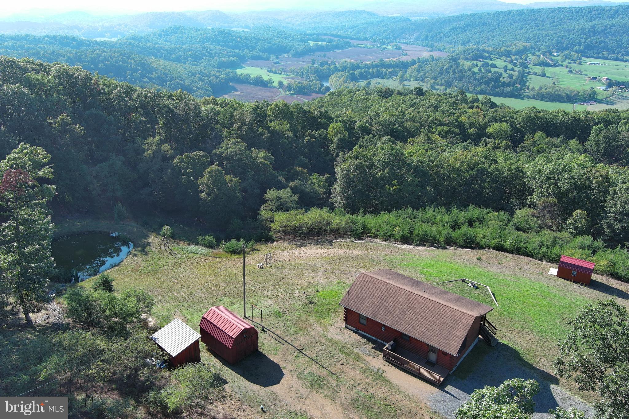 SHADOW KNOLLS - Residential