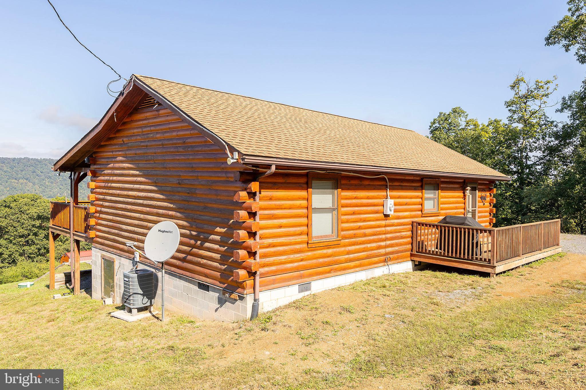 SHADOW KNOLLS - Residential