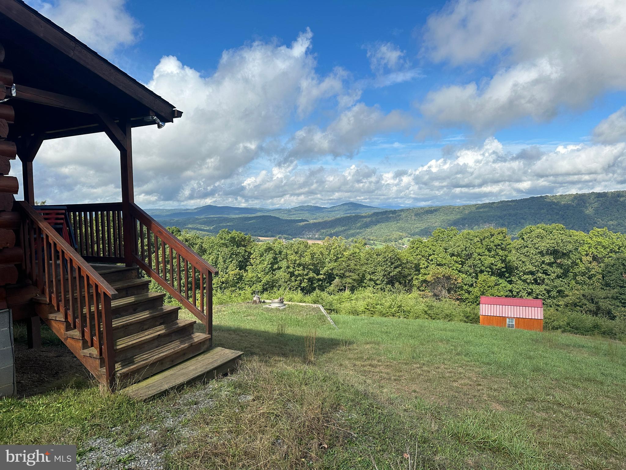 SHADOW KNOLLS - Residential