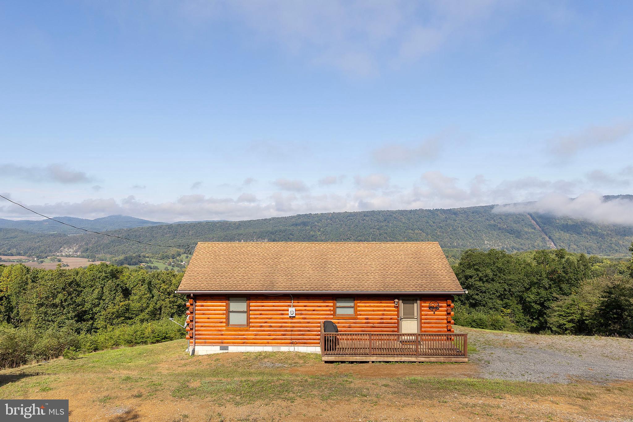 SHADOW KNOLLS - Residential
