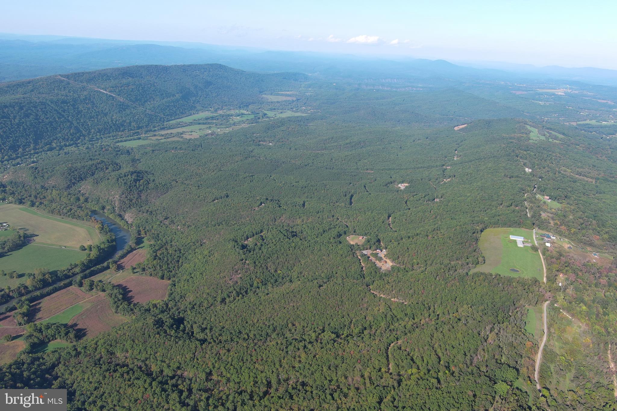 SHADOW KNOLLS - Residential