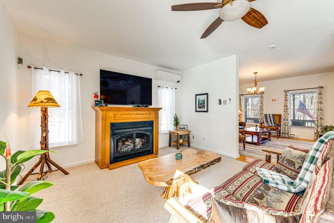 TALL OAKS - Residential