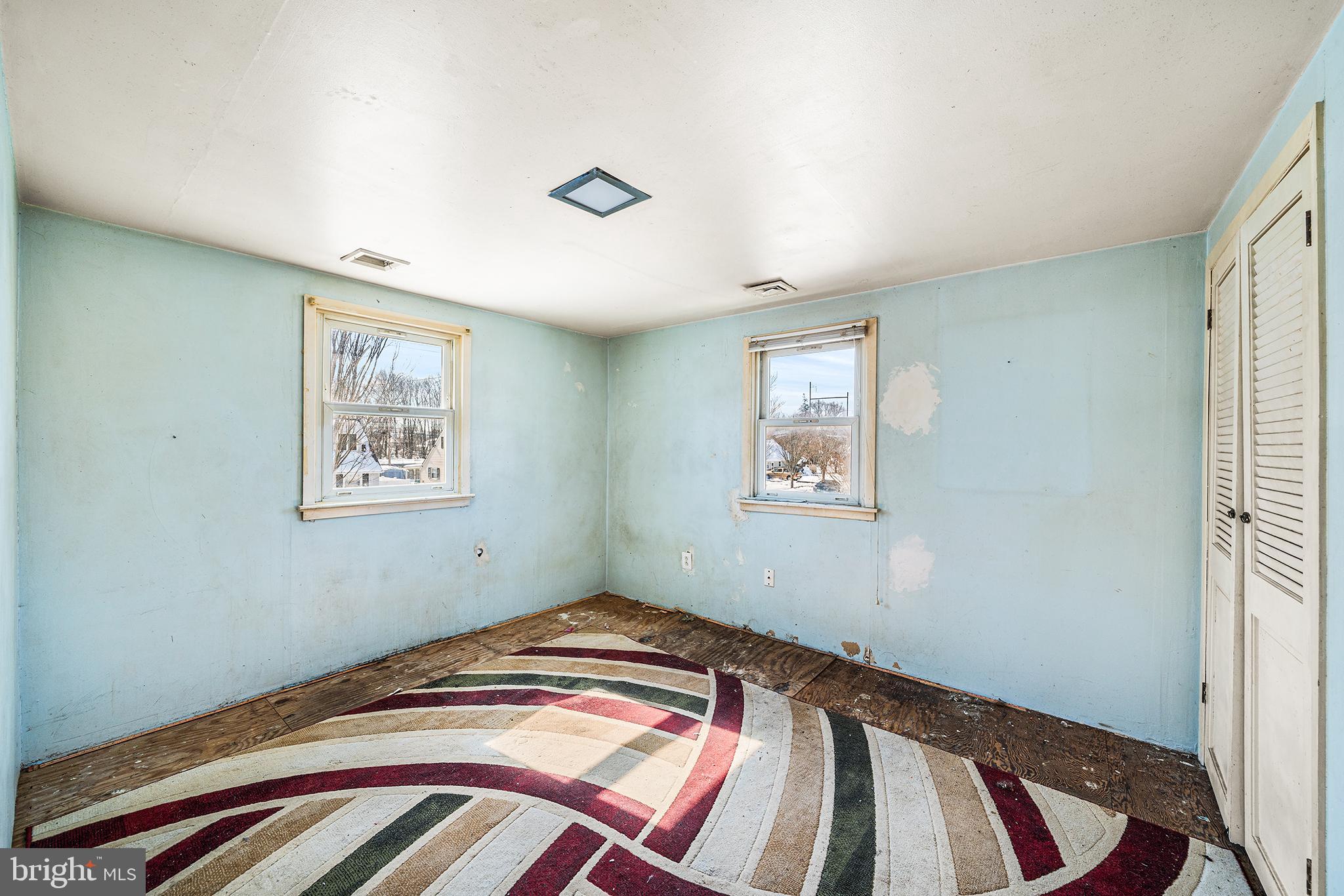 CROYDON ACRES - Residential