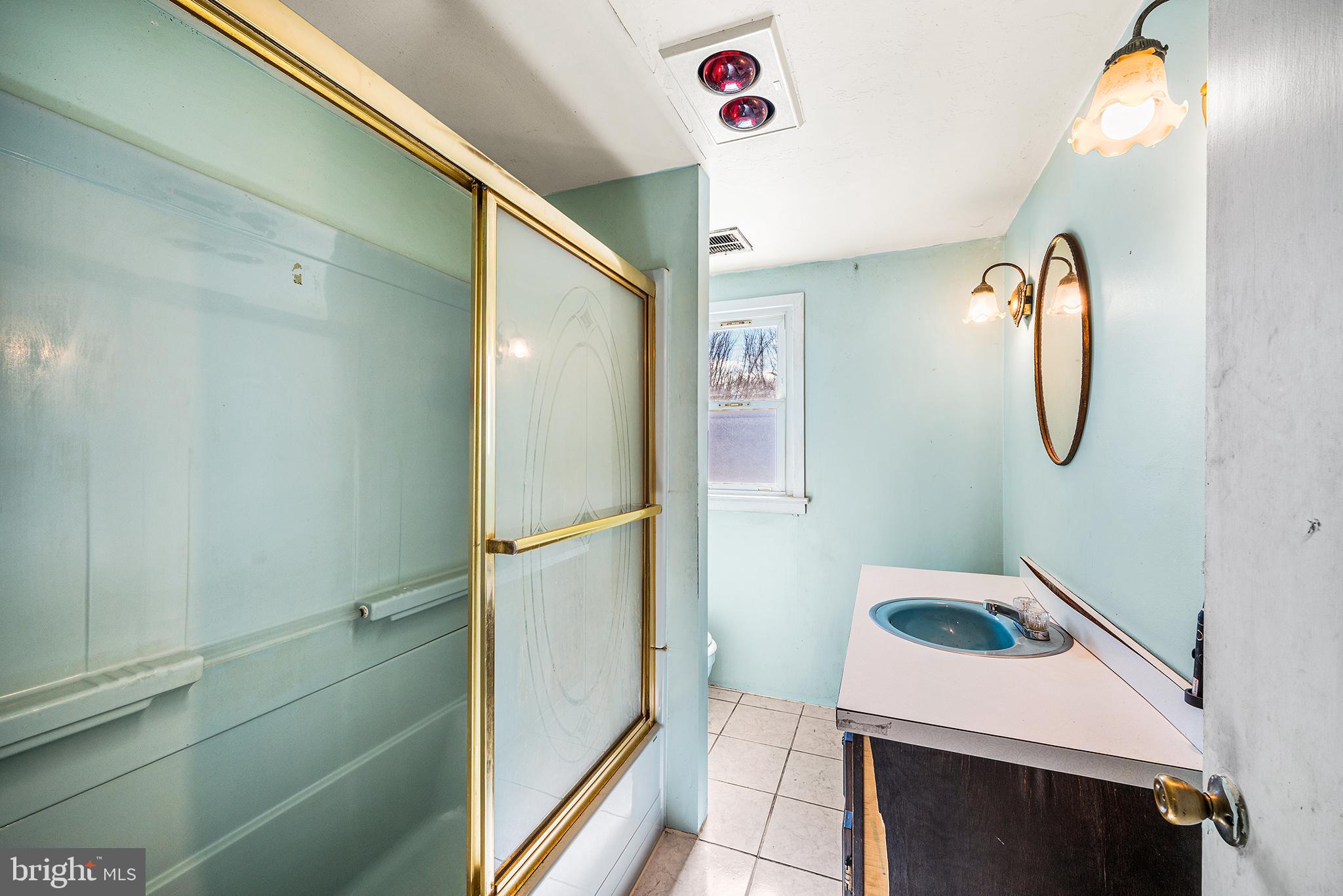 CROYDON ACRES - Residential