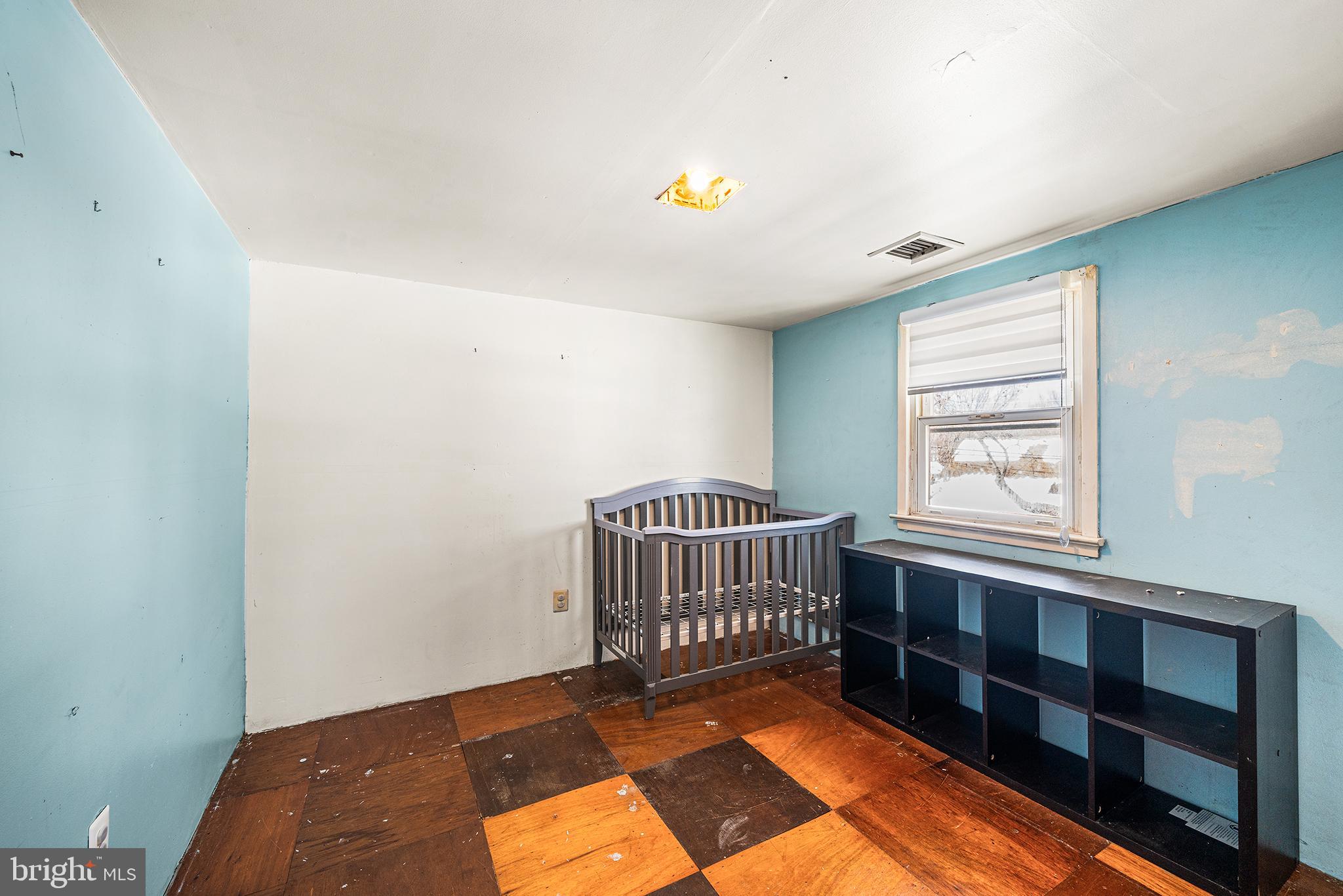 CROYDON ACRES - Residential