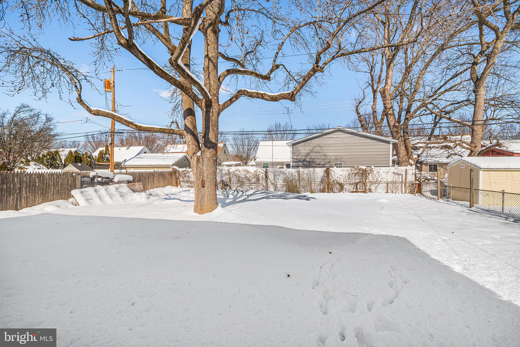 CROYDON ACRES - Residential