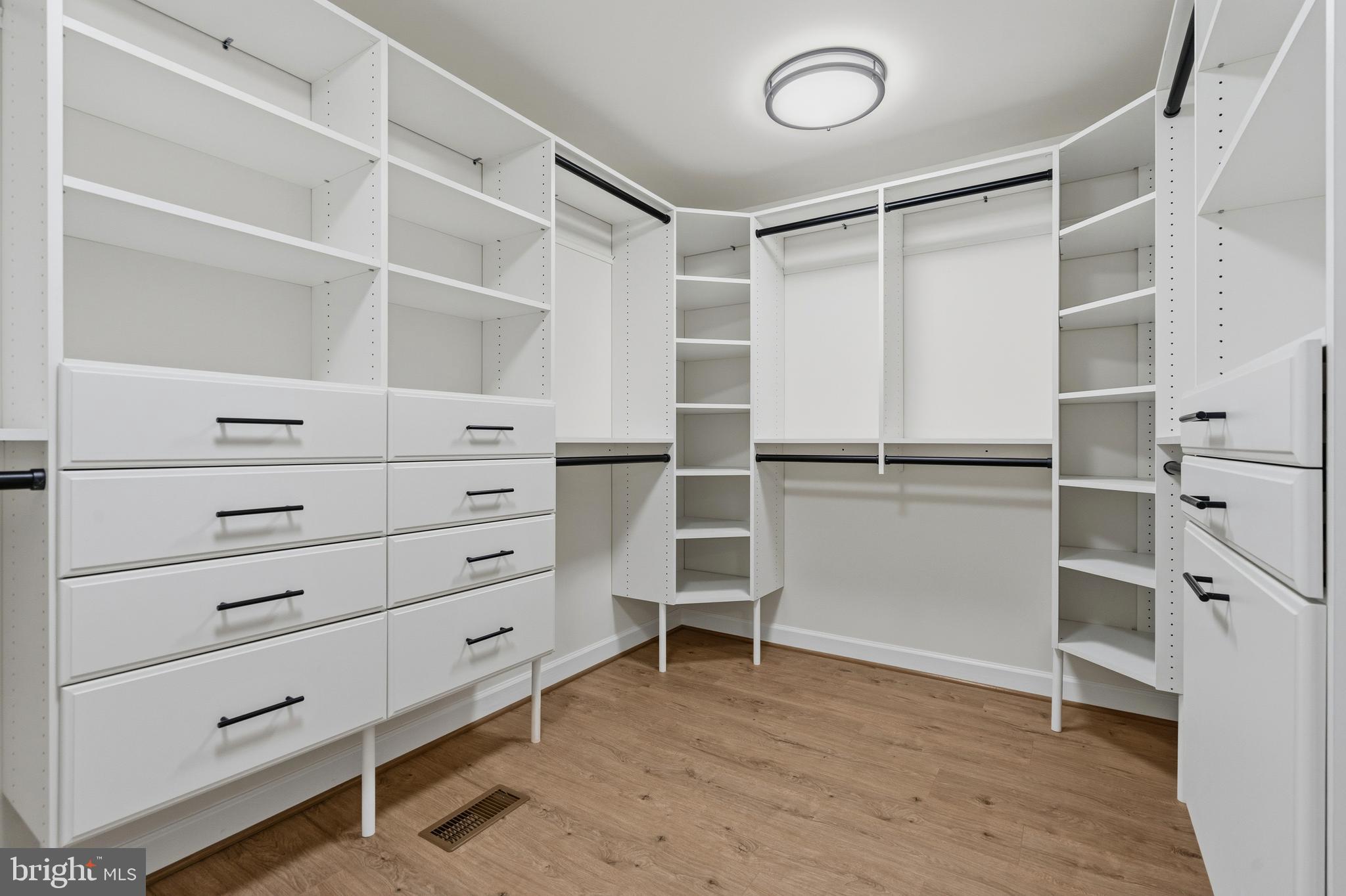 FOX LAIR - Residential