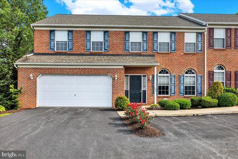 203 BARRINGTON DRIVE READING PA 19607