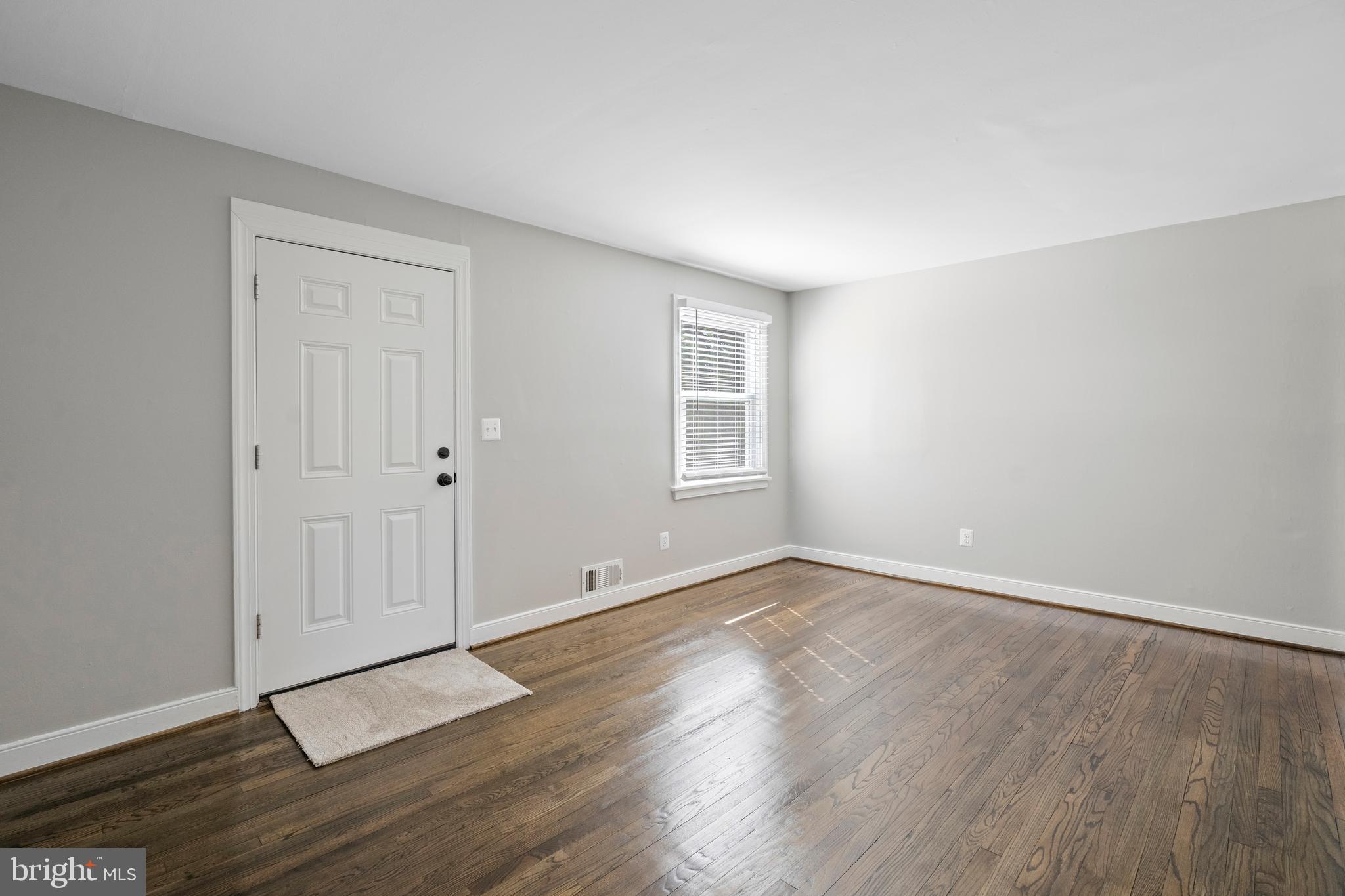 GLENMONT VILLAGE - Residential