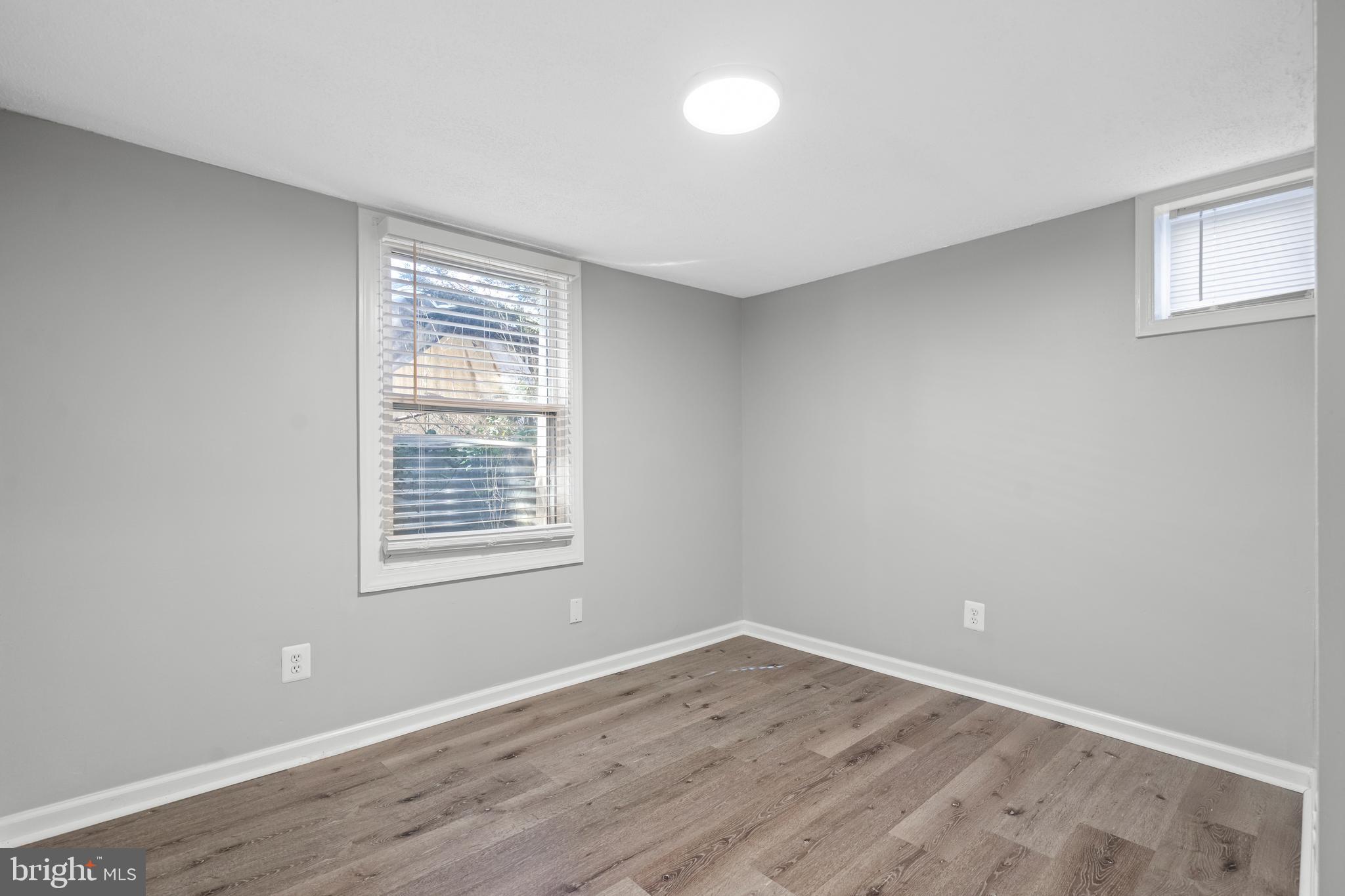 GLENMONT VILLAGE - Residential