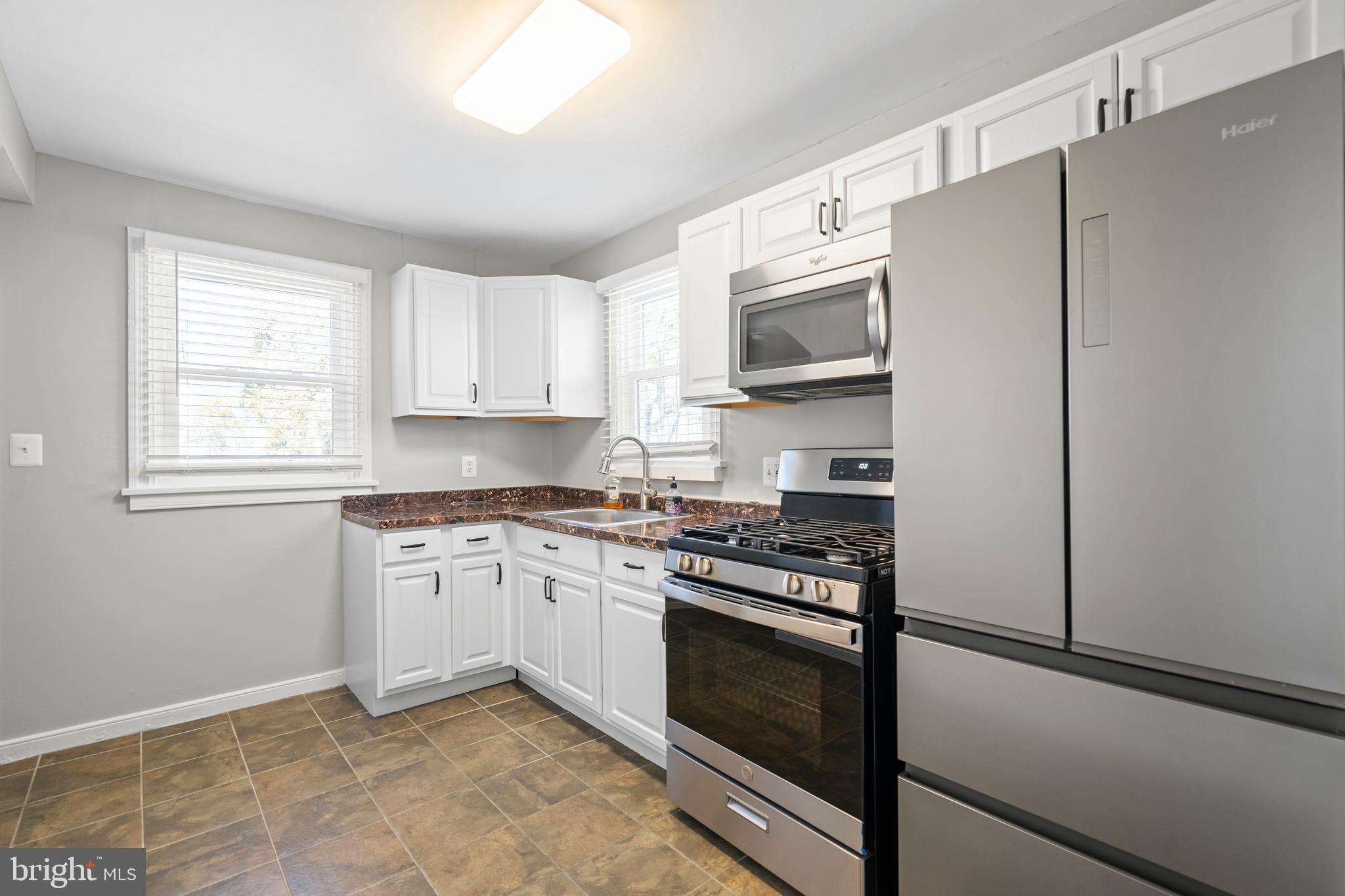 GLENMONT VILLAGE - Residential