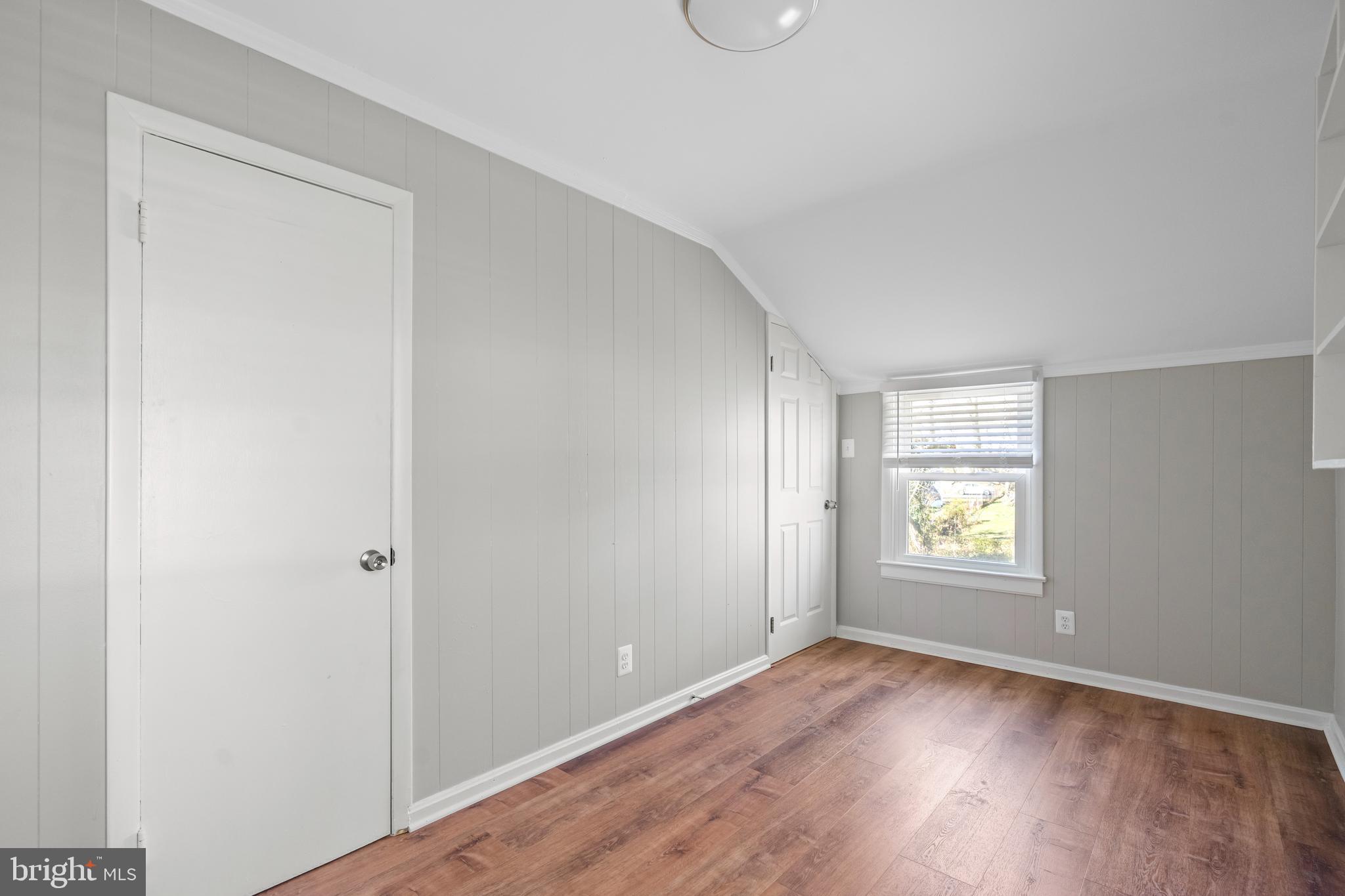 GLENMONT VILLAGE - Residential