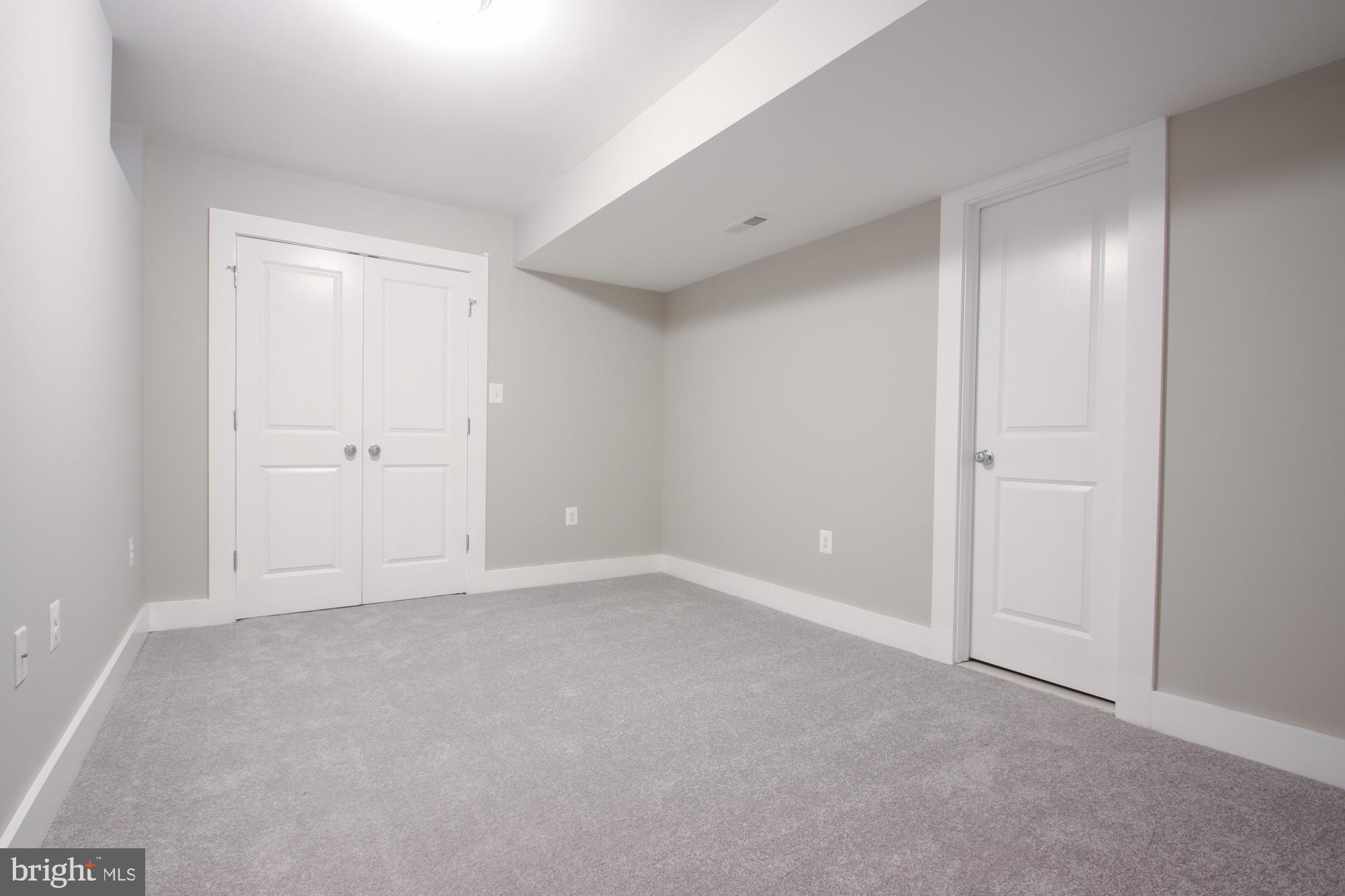 SPRINGDALE - Residential