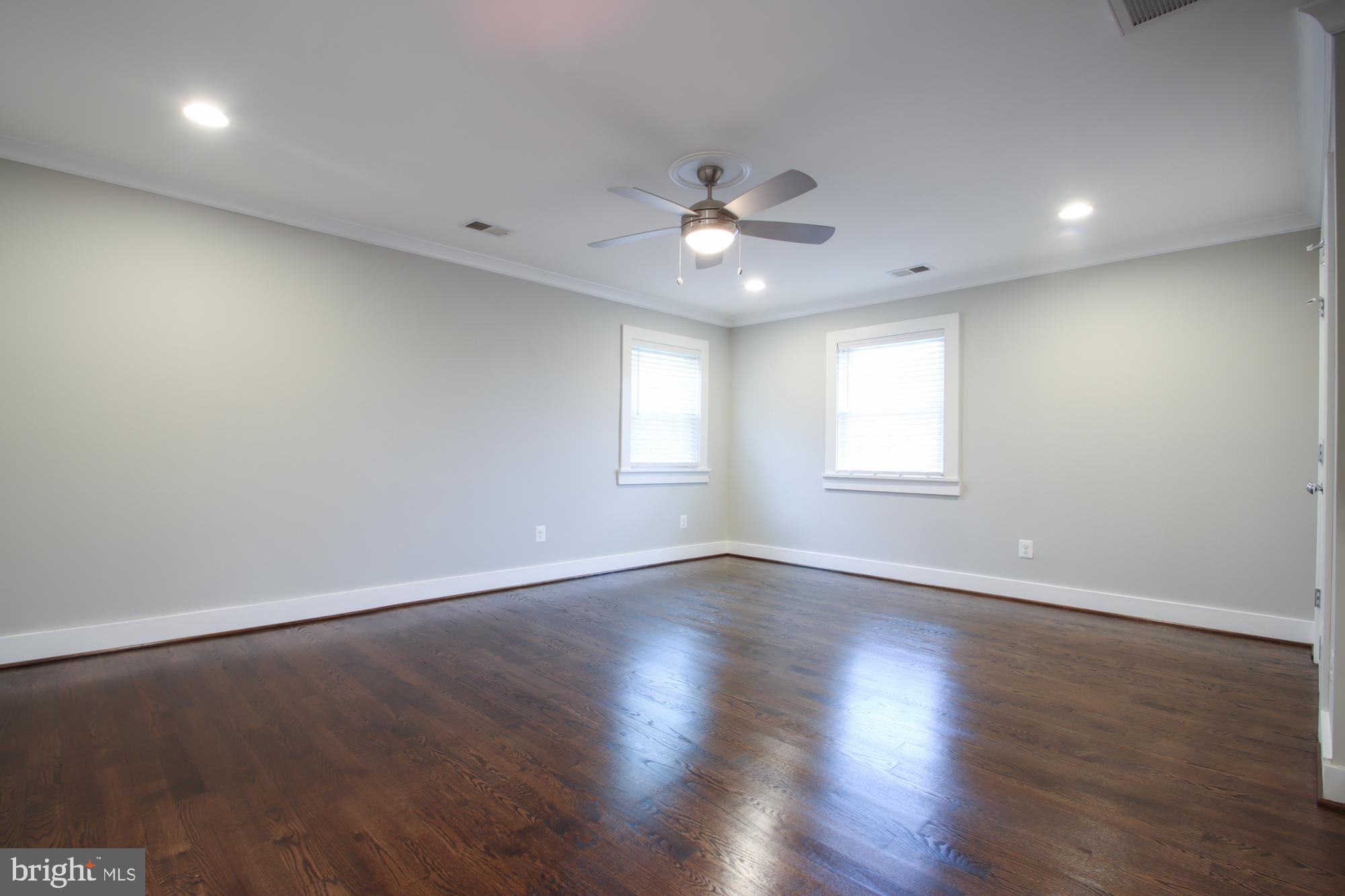 SPRINGDALE - Residential