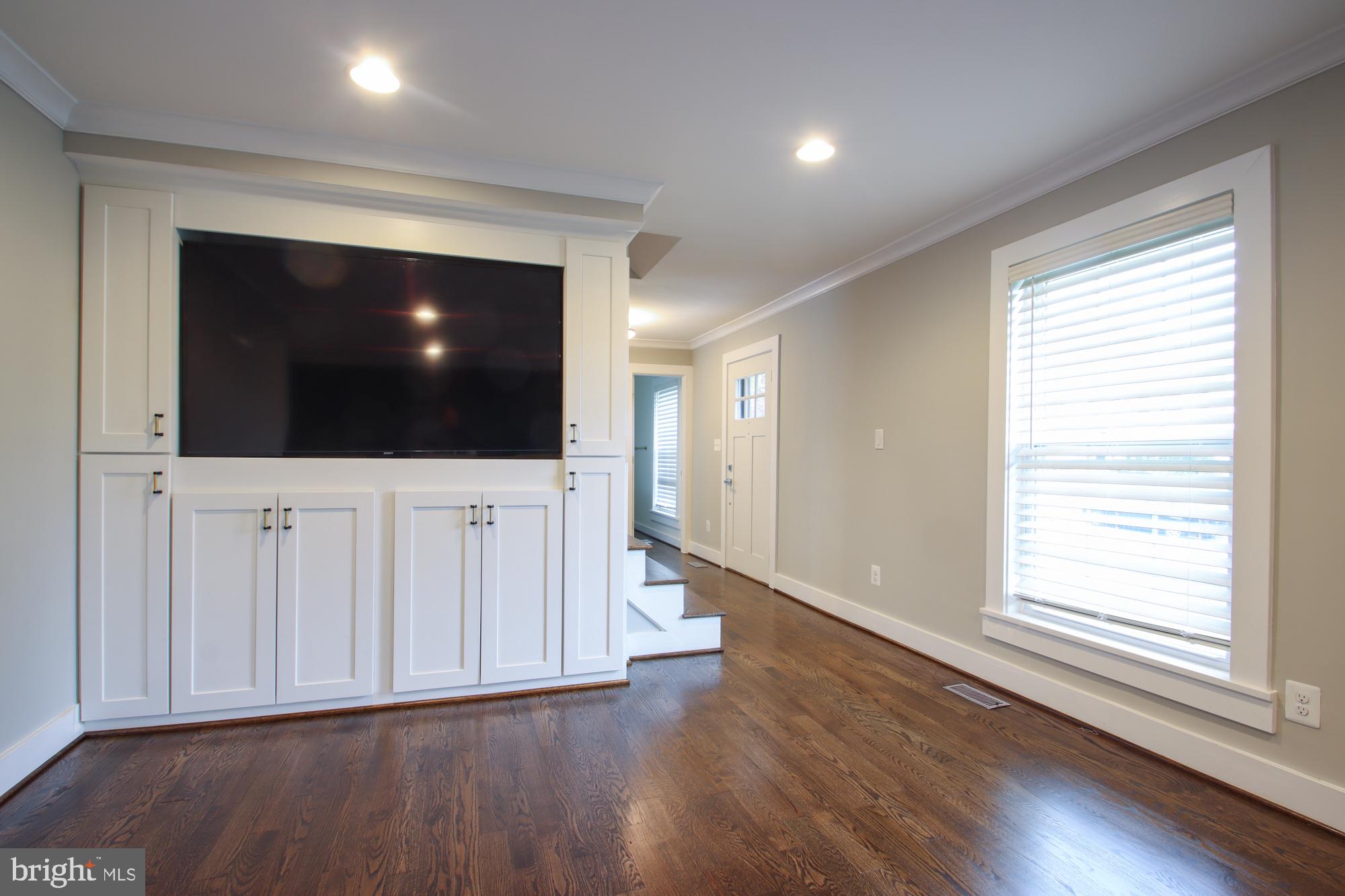 SPRINGDALE - Residential