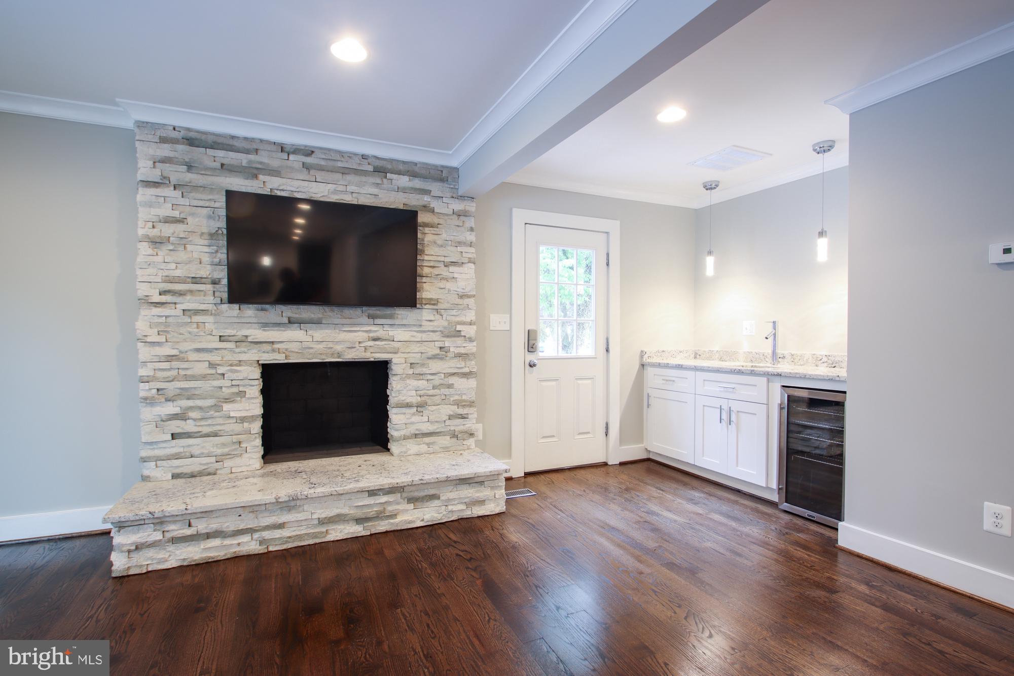 SPRINGDALE - Residential