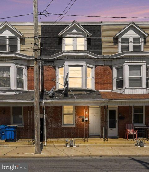 Photo of 1419 W King Street, YORK, PA 17404 (MLS # PAYK2101516)
