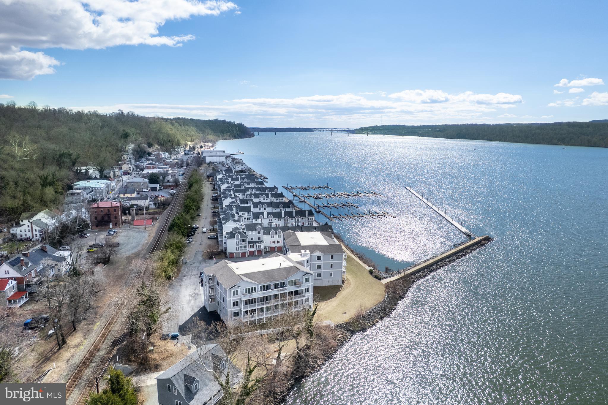 TOMES LANDING II - Residential