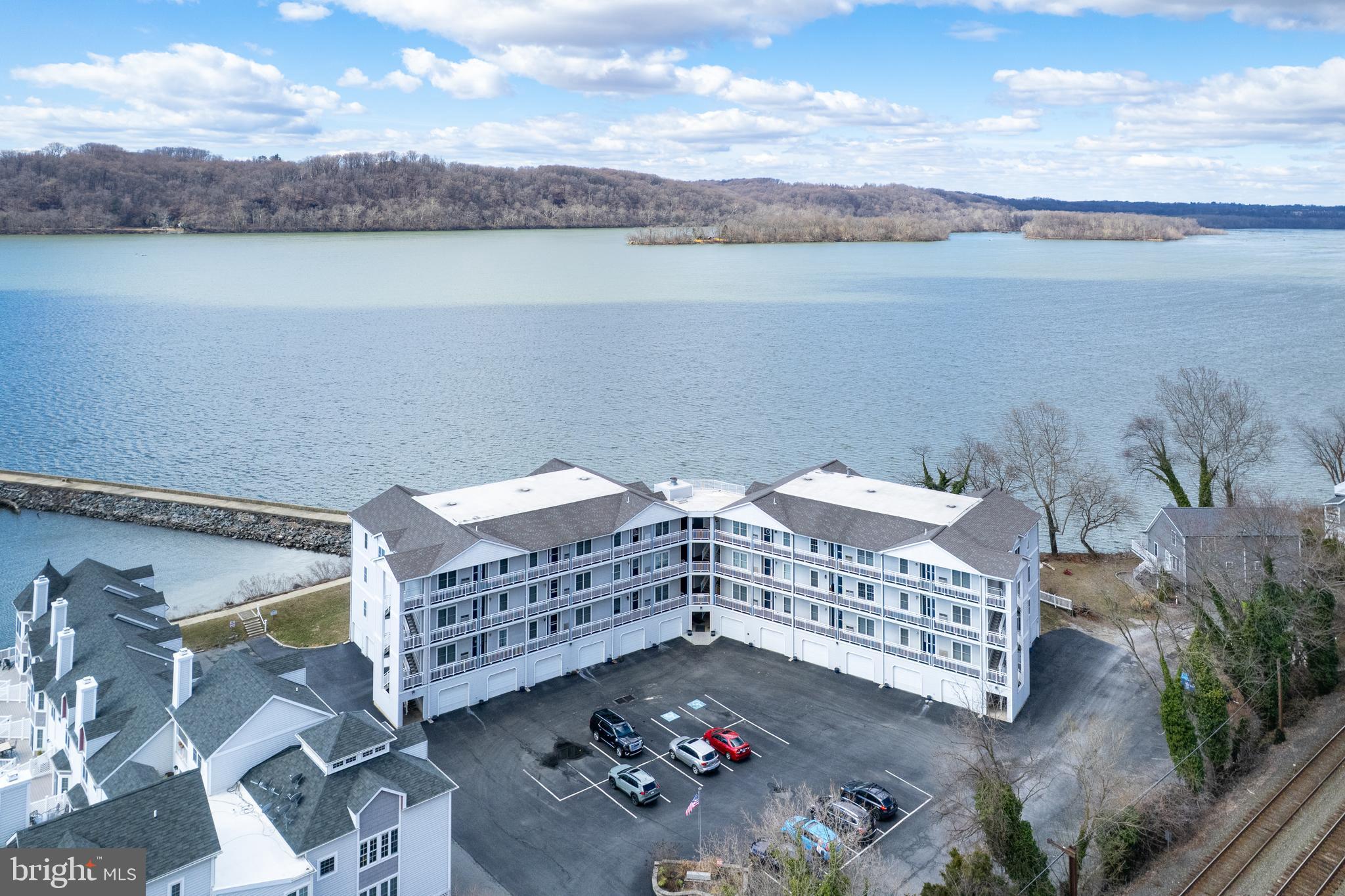 TOMES LANDING II - Residential