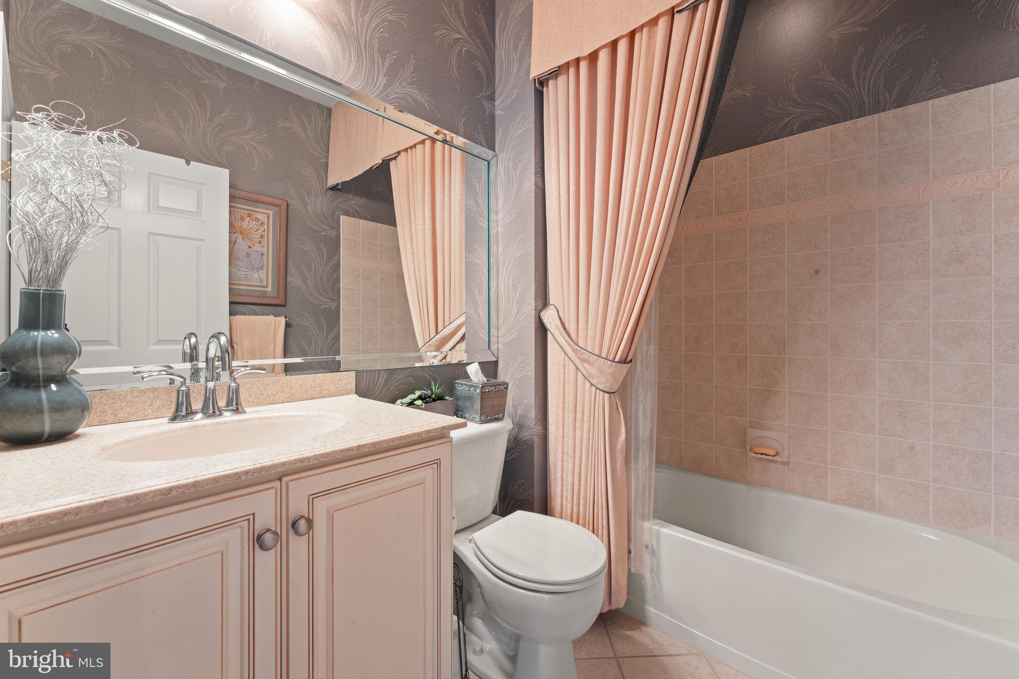 VILLAS AT SHADYBRO - Residential