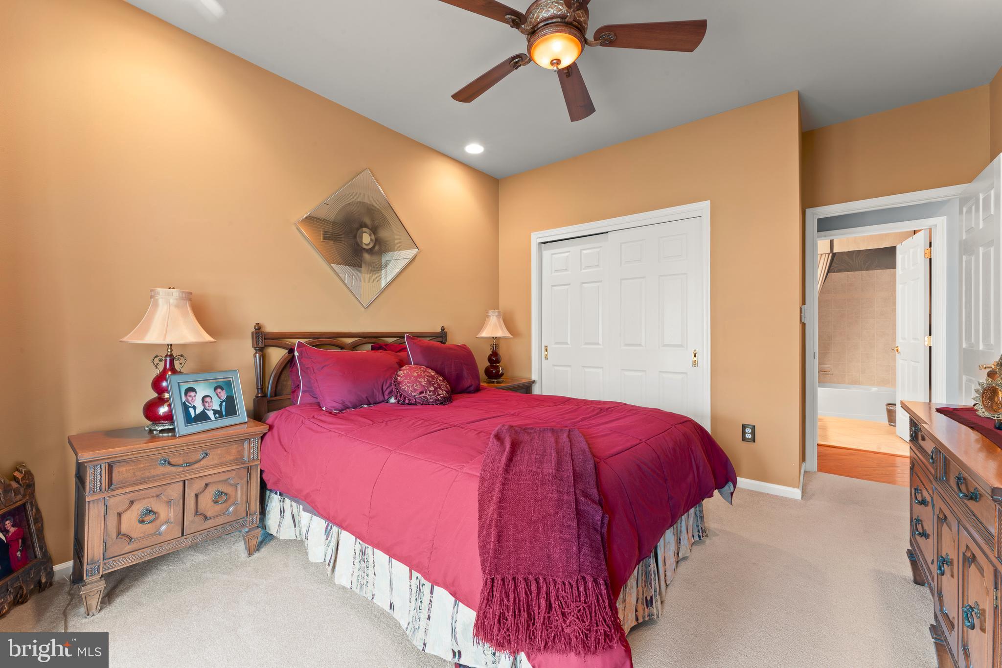 VILLAS AT SHADYBRO - Residential