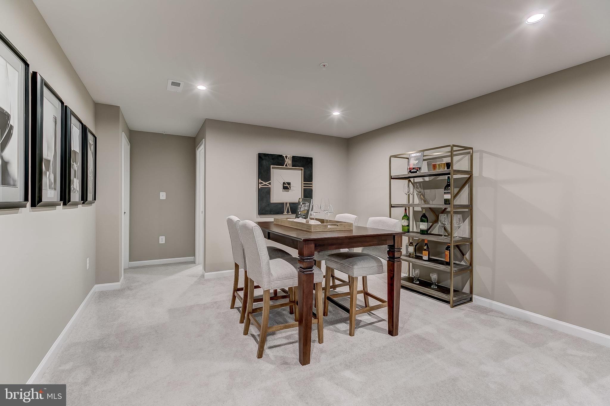 HERITAGE WOODS - Residential