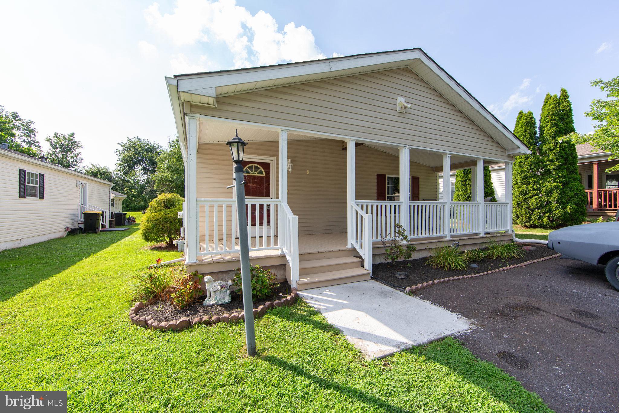 203 CARVER LANE