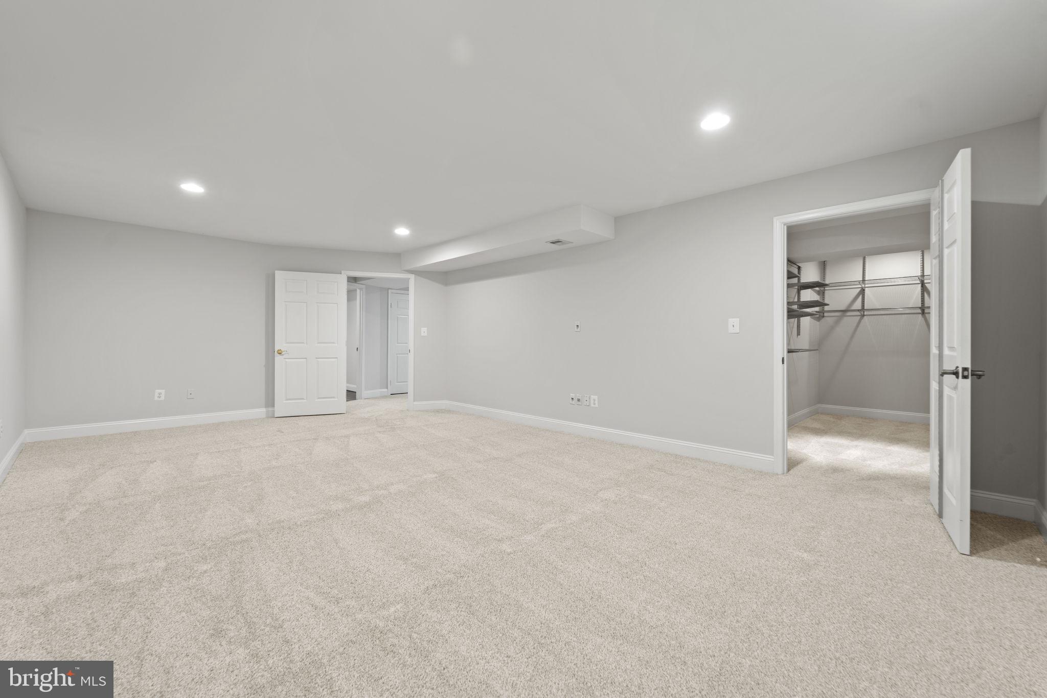 LAKELANDS GREAT SENECA - Residential