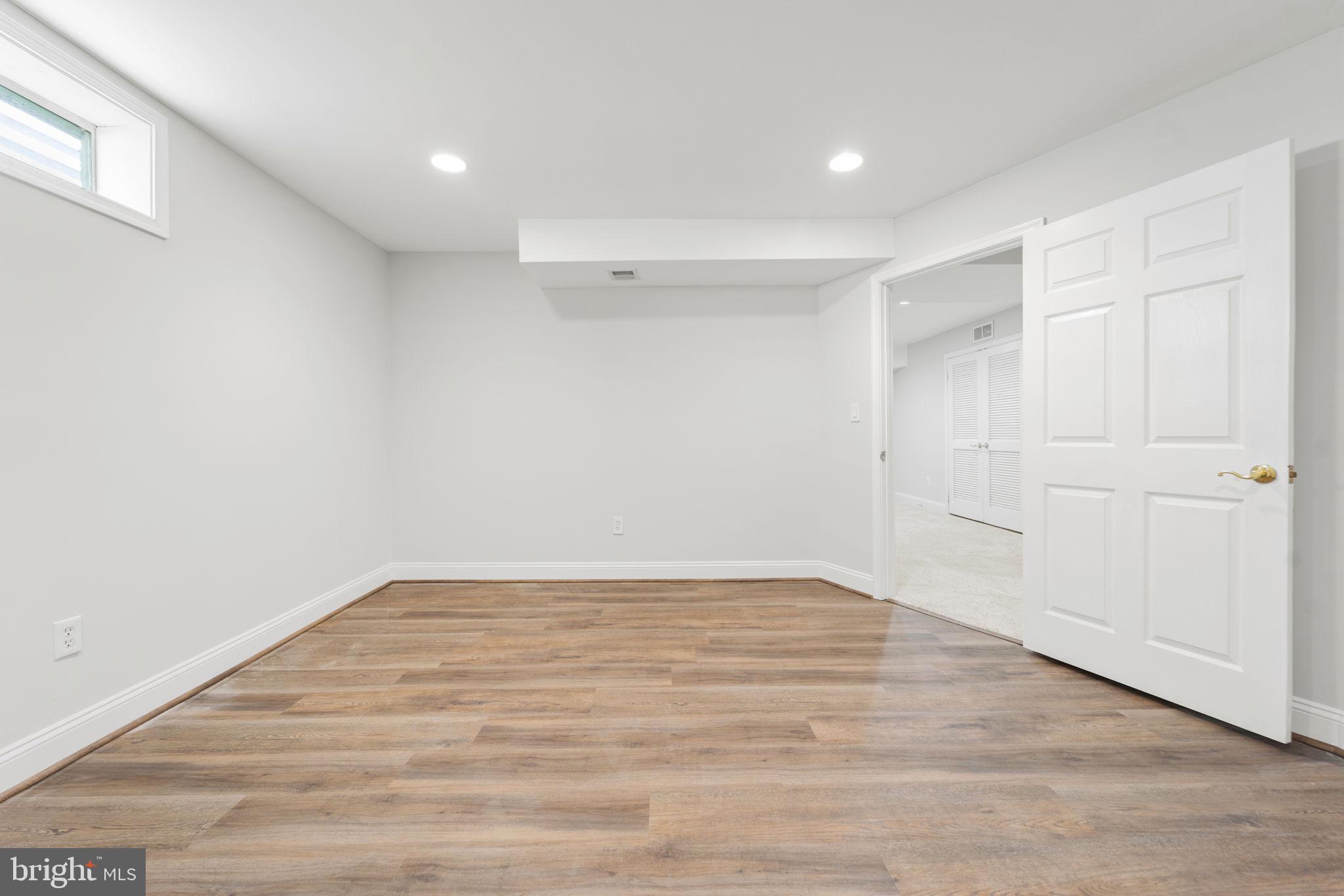 LAKELANDS GREAT SENECA - Residential