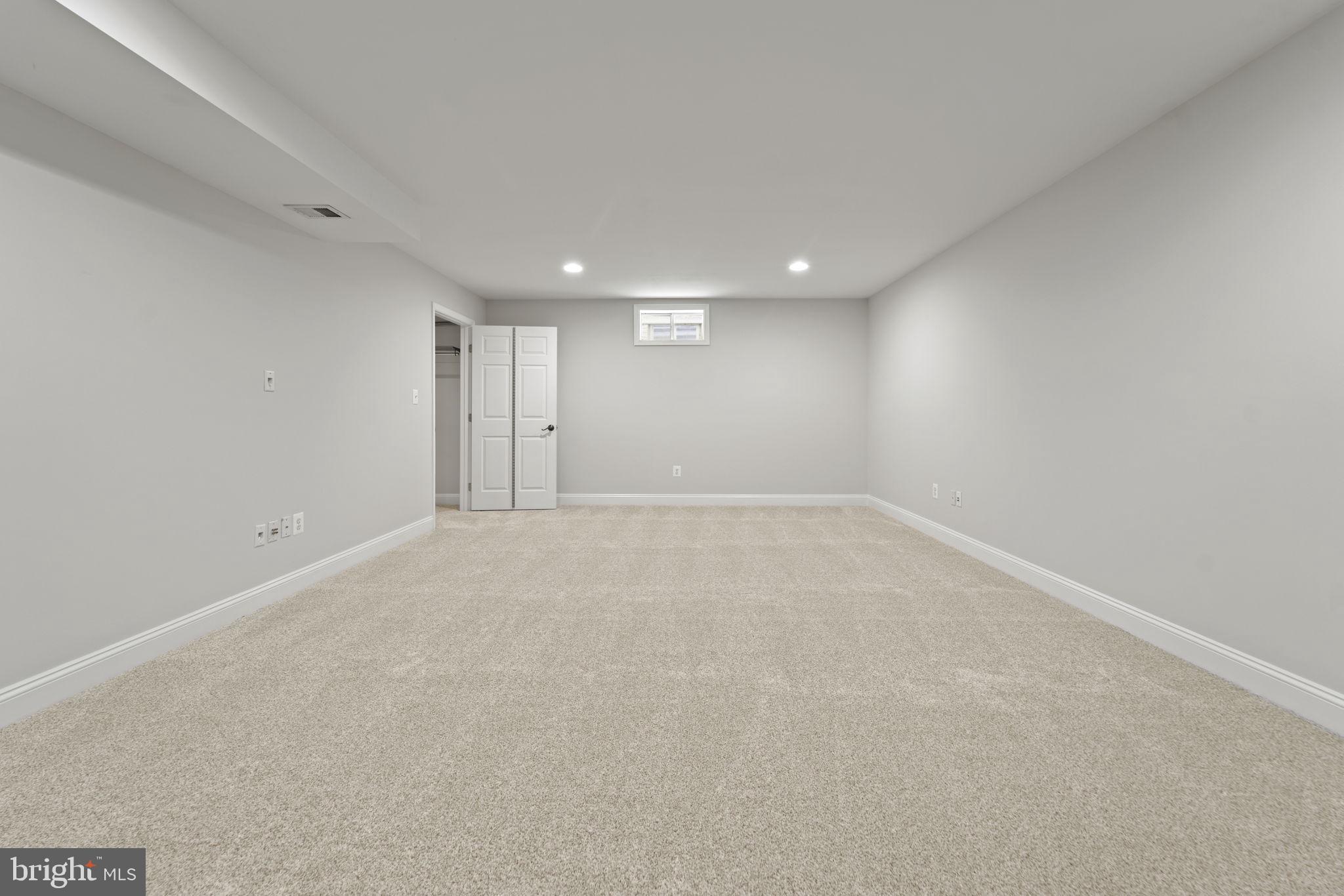 LAKELANDS GREAT SENECA - Residential