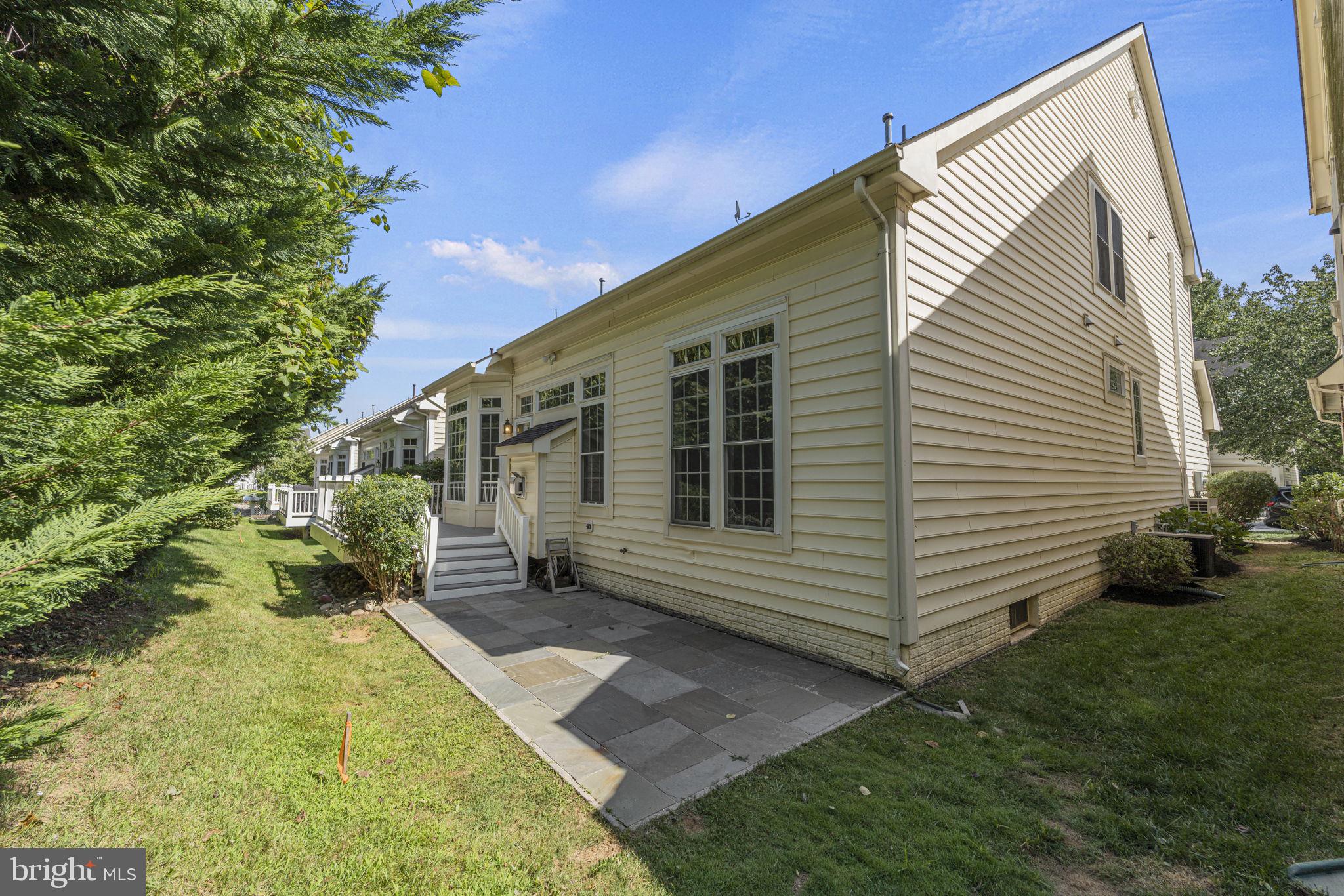 LAKELANDS GREAT SENECA - Residential