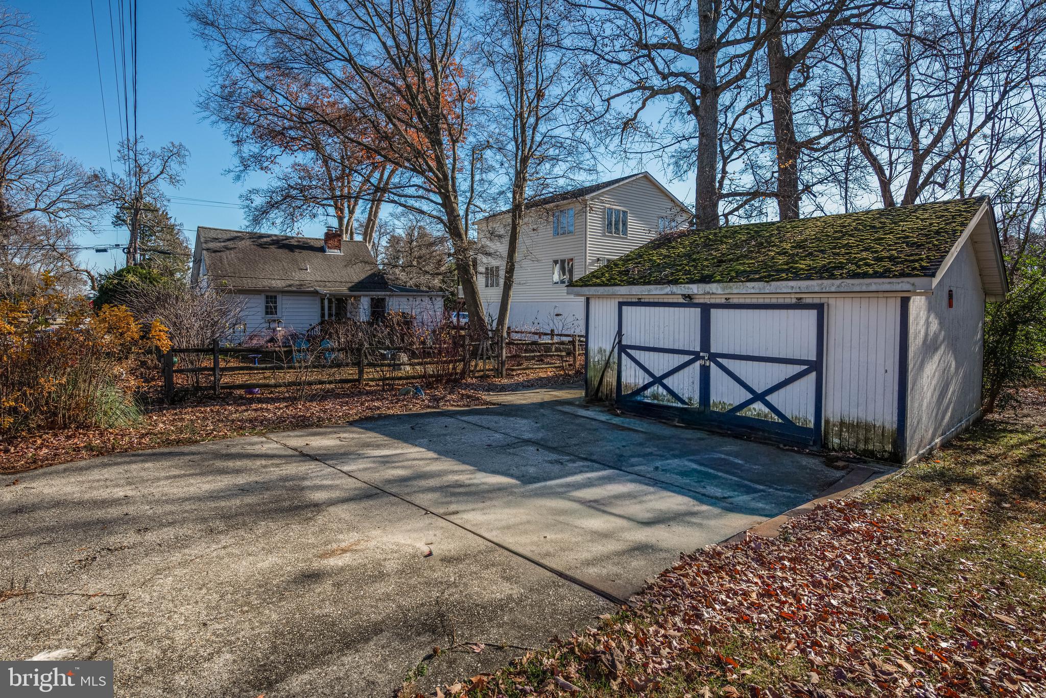 ARUNDEL ON THE BAY - Residential