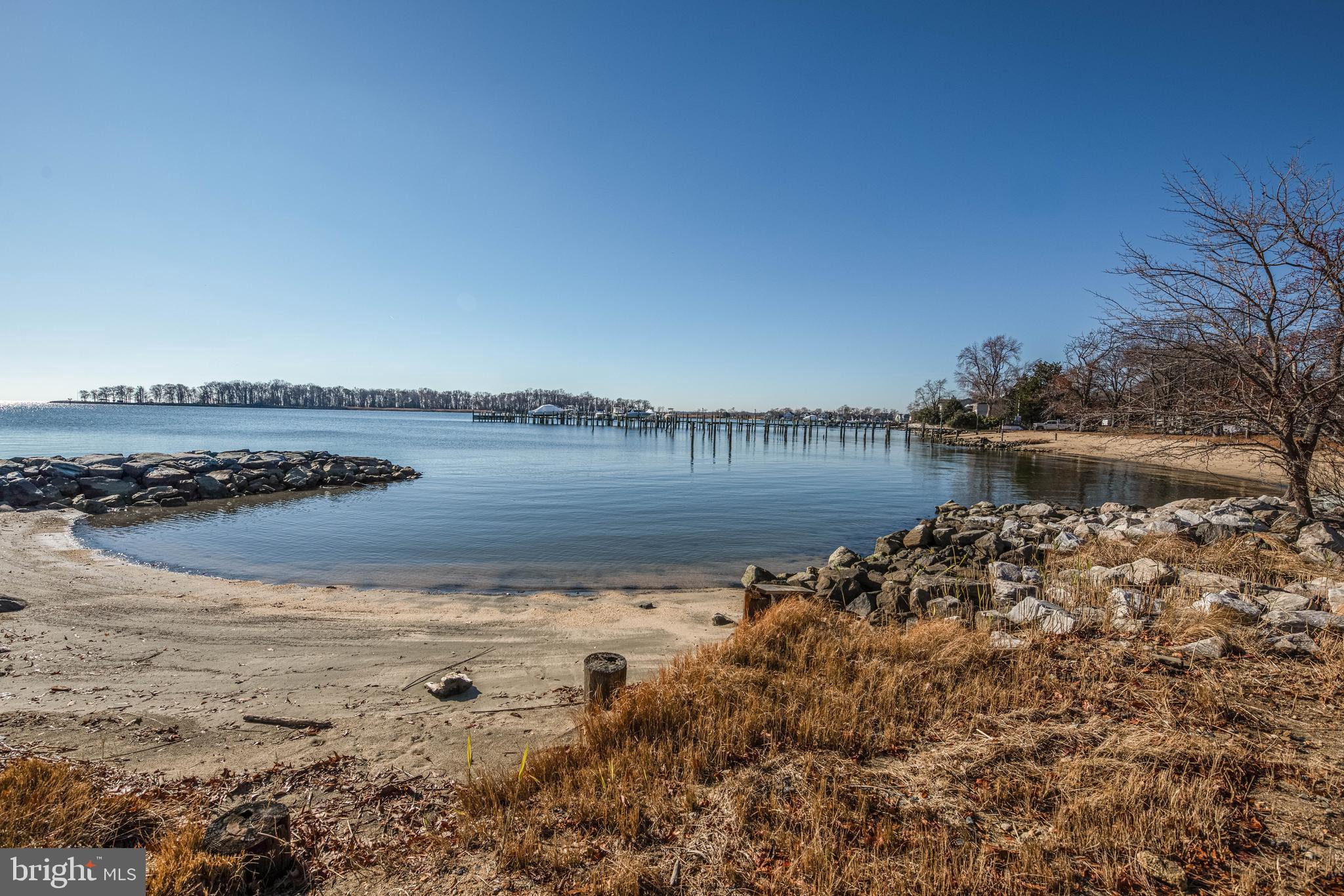ARUNDEL ON THE BAY - Residential