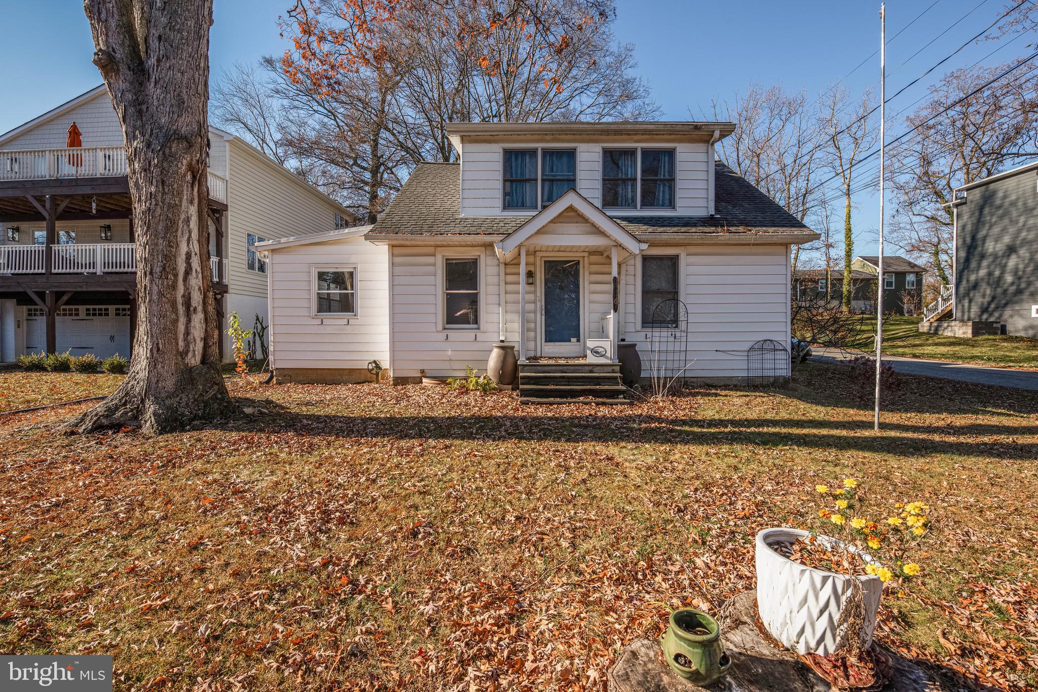 ARUNDEL ON THE BAY - Residential