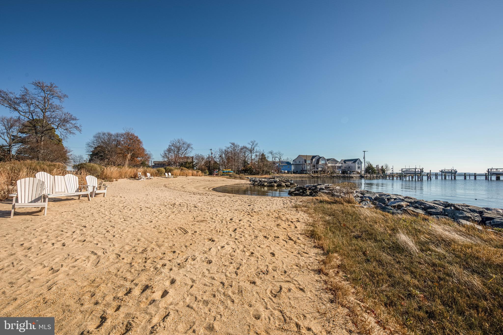 ARUNDEL ON THE BAY - Residential