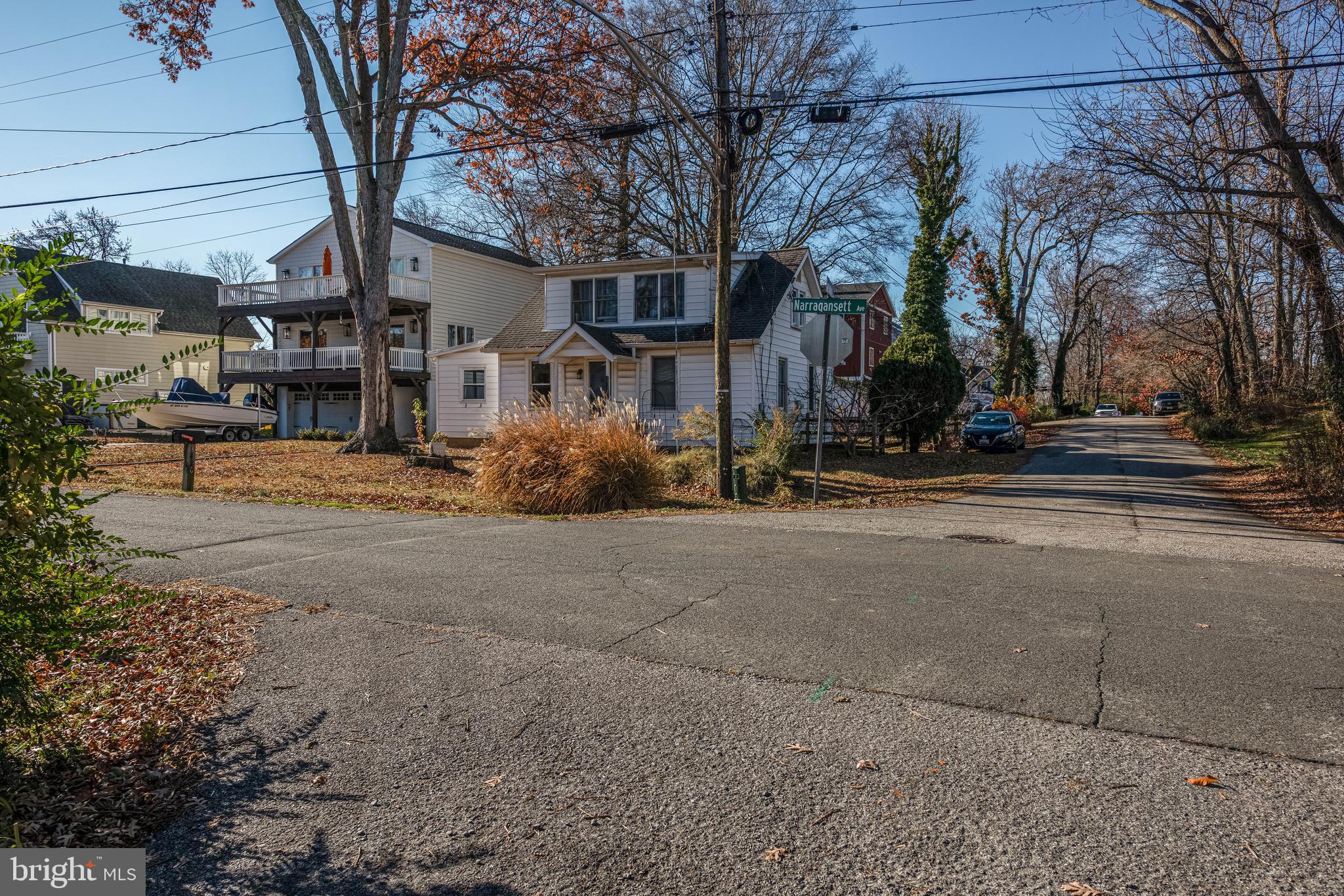 ARUNDEL ON THE BAY - Residential