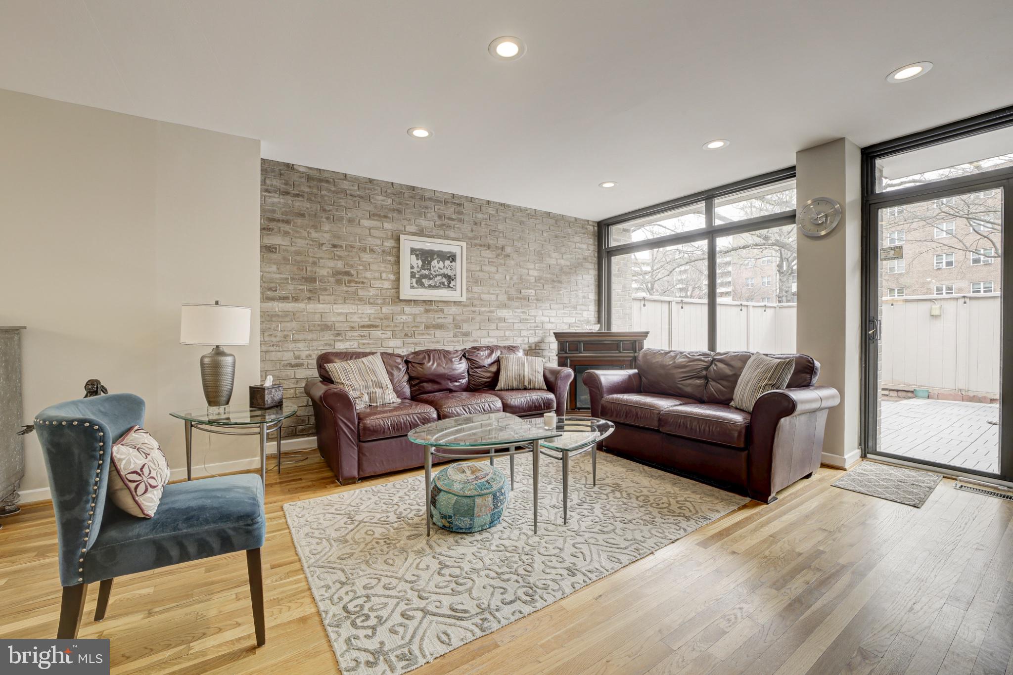 SW WATERFRONT - Residential